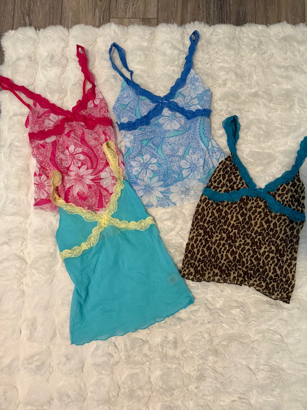 Vintage 2000s teddy nighty lingerie shirts